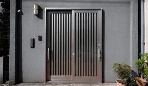 Cover Image BUS - besi nako untuk pintu rumah